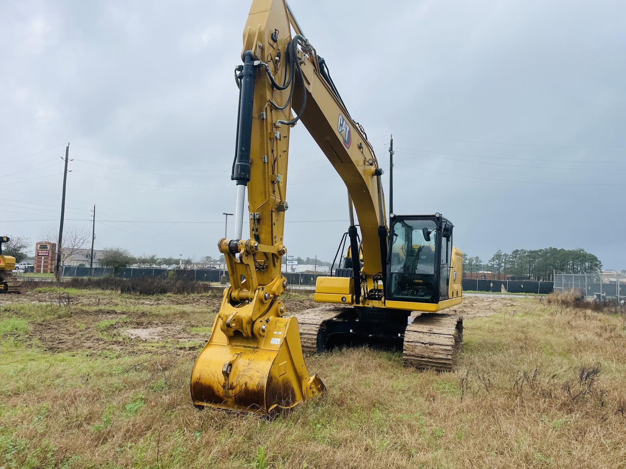 2024 Caterpillar 320